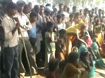 badaun_rape_villagers_360.jpg