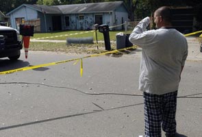 Sinkholes on Rescuers End Effort To Find Florida Man S Body In Sinkhole   Ndtv Com