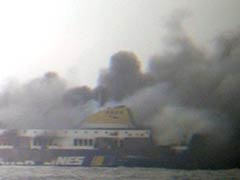 Greece_ferry_fire_240_AP.jpg