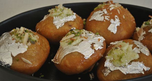 Love Spicy Kachori? The Sweet Version Is Equally Good; Find Meethi Kachori Recipe Inside