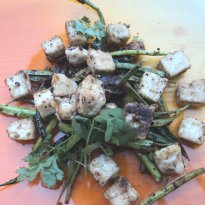 Peppered Cottage Cheese and Cluster Beans
