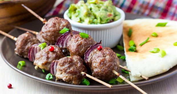 Prawn and Pork on Sugarcane Sticks 