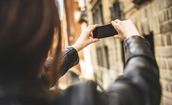 Selfie elbow is a condition in which you experience inflammation in the tendons that run along your arm from your hand to your elbow. (Representational Image)