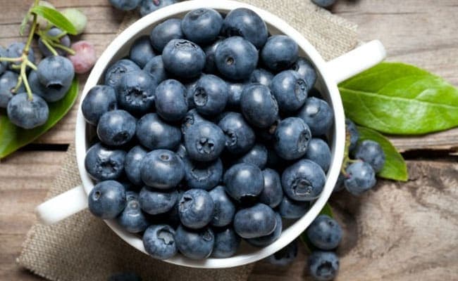 Researchers found that the low-income populations tend to know less about blueberry health benefits than the high-income groups. (File Photo)