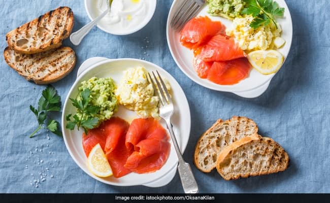 Meals for weight loss: Eating frequent meals can give a boost your metabolism